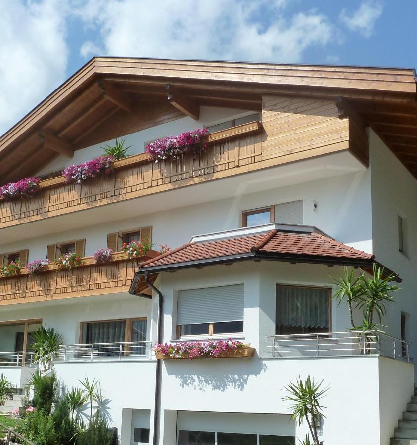 Pramstaller Apartments San Lorenzo di Sebato Ngoại thất bức ảnh